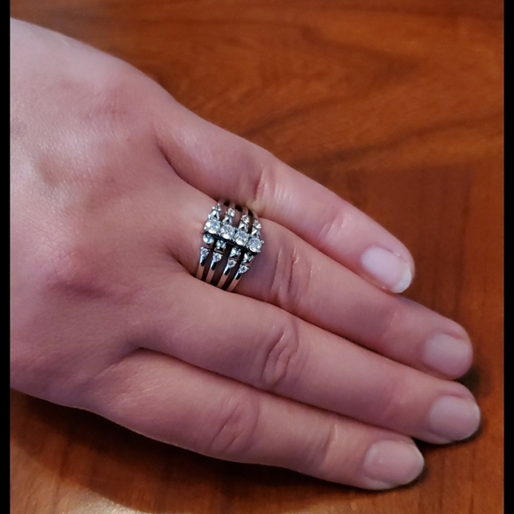 Costume diamond ring - Picture 4 of 4